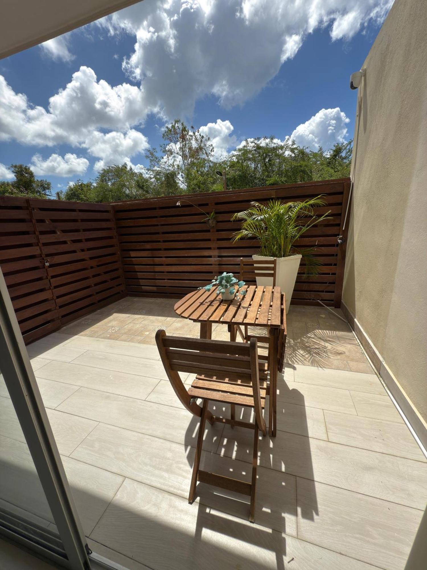 Blue Coast Apartment - Vibe Dominicus La Laguna المظهر الخارجي الصورة